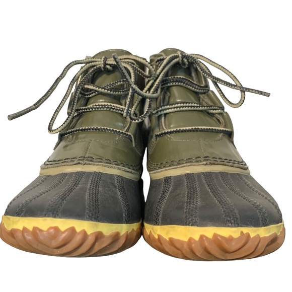 SOREL | Women’s Olive Green Patent Leather Out N‎ About Boots - Sz 7 - Picture 4 of 12